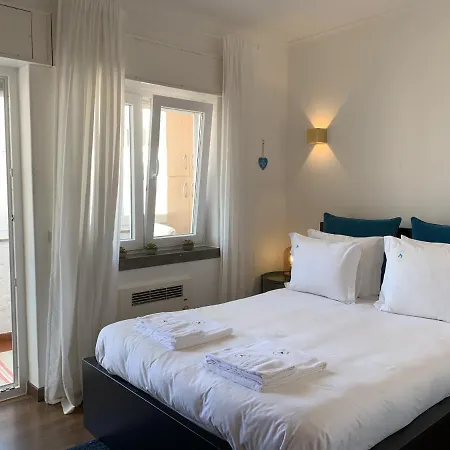 Relaxing In The Heart Of *