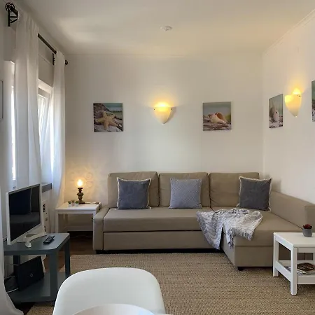 Relaxing In The Heart Of アパート *