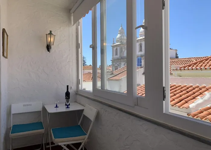 Relaxing In The Heart Of * Cascais
