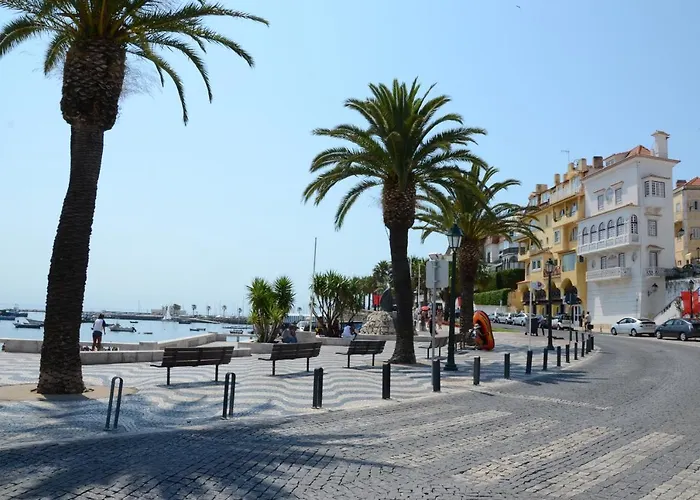 Relaxing In The Heart Of Appartement Cascais