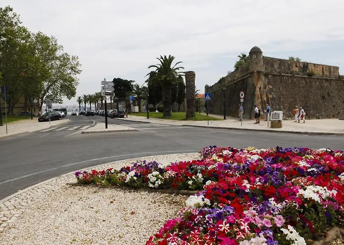 Relaxing In The Heart Of * Cascais