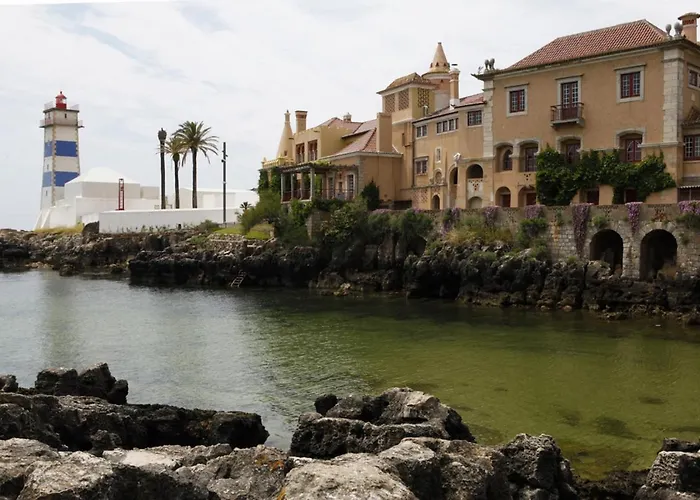 Relaxing In The Heart Of * Cascais