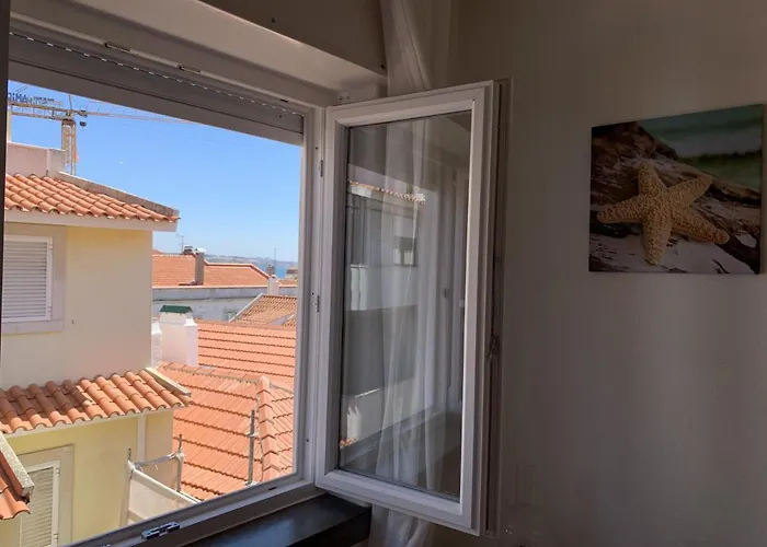 Relaxing In The Heart Of Cascais