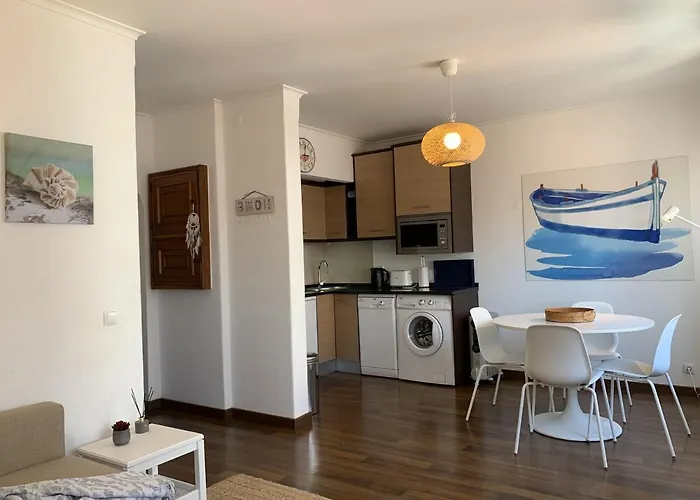 Relaxing In The Heart Of Apartman Cascais