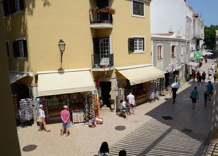 Relaxing In The Heart Of Cascais